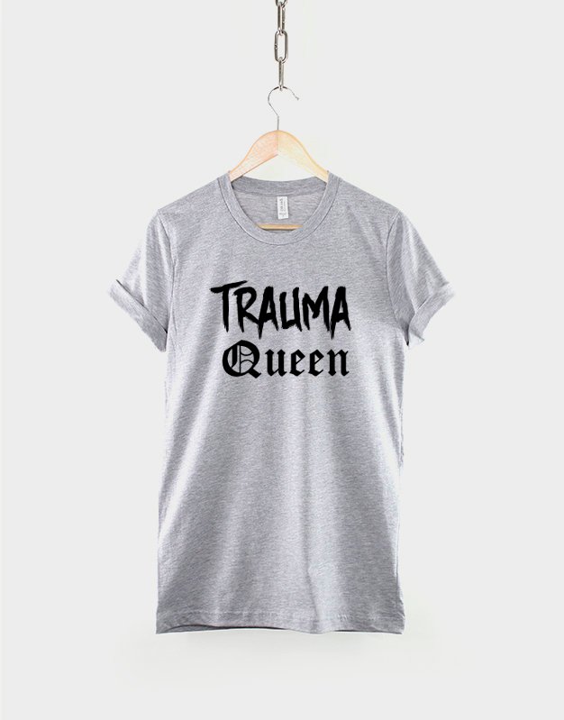 Trauma Queen Pastel Goth Halloween T-Shirt - Horror Gothic Slogan Shirt